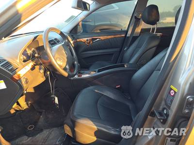 2006 Mercedes-Benz E 350 Sedan - zdjęcie 7 z 44 - miniatura