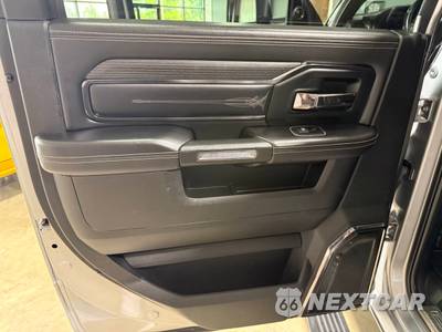 2023 Ram 2500 Limited Extended Crew Cab Medium Bed - zdjęcie 26 z 39 - miniatura
