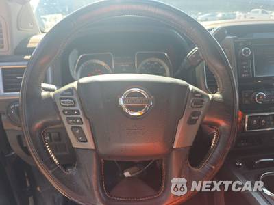 2019 Nissan TITAN XD Platinum Reserve Crew Cab Medium Bed - zdjęcie 10 z 30 - miniatura