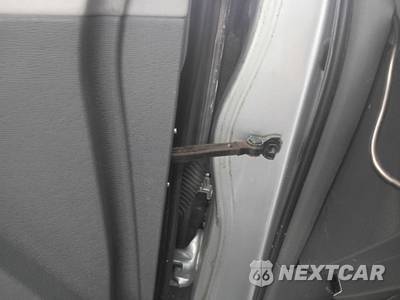 2015 Toyota Sienna XLE 8-Passenger 119.3" WB - zdjęcie 23 z 40 - miniatura