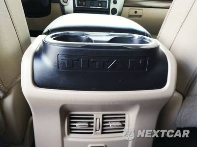 2017 Nissan TITAN SL Crew Cab Short Bed - zdjęcie 36 z 50 - miniatura