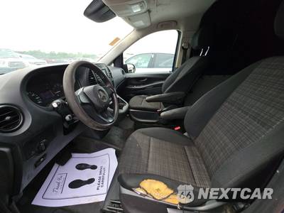2019 Mercedes-Benz Metris Cargo Van 126.0" WB - zdjęcie 7 z 32 - miniatura