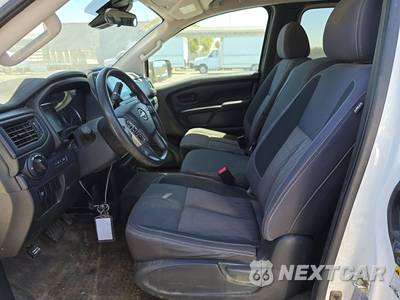 2023 Nissan TITAN S Extended Cab Medium Bed - zdjęcie 7 z 27 - miniatura