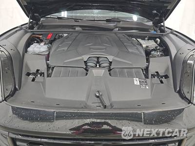 2025 Porsche Cayenne S - zdjęcie 16 z 24 - miniatura