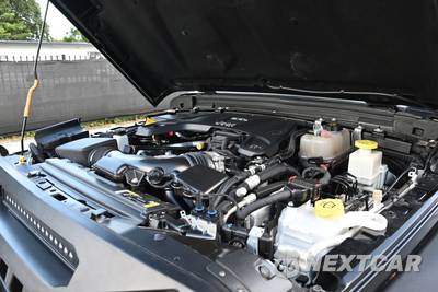 2021 Jeep Gladiator Sport Crew Cab Medium Bed - zdjęcie 16 z 18 - miniatura