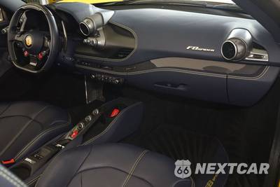 2022 Ferrari F8 Spider Convertible - zdjęcie 14 z 36 - miniatura