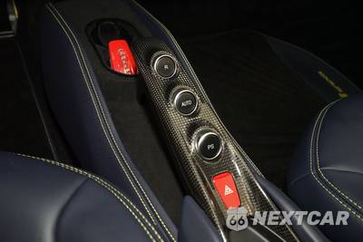 2022 Ferrari F8 Spider Convertible - zdjęcie 20 z 36 - miniatura