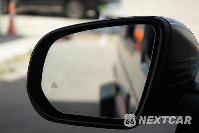 2025 Mercedes-Benz AMG G 63 4MATIC - zdjęcie 20 z 30 - miniatura