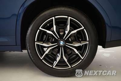 2025 BMW X4 Sports Activity Coupe xDrive30i M SPORT LINE - zdjęcie 28 z 29 - miniatura