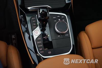 2025 BMW X4 Sports Activity Coupe xDrive30i M SPORT LINE - zdjęcie 12 z 29 - miniatura
