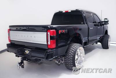 2024 Ford Super Duty F-250 Limited Crew Cab Medium Bed - zdjęcie 5 z 35 - miniatura