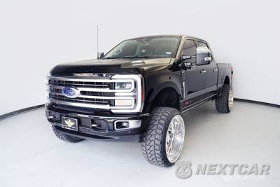 2024 Ford Super Duty F-250 Limited Crew Cab Medium Bed - zdjęcie 2 z 35 - miniatura