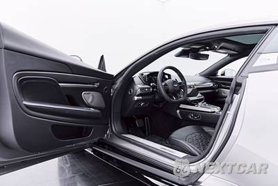 2025 Aston Martin Vanquish - zdjęcie 39 z 50 - miniatura
