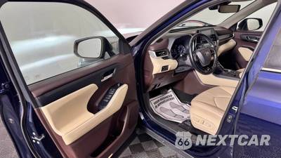 2020 Toyota Highlander XLE - zdjęcie 11 z 36 - miniatura