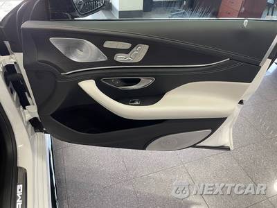 2025 Mercedes-Benz AMG GT 63 Hatchback - zdjęcie 40 z 55 - miniatura