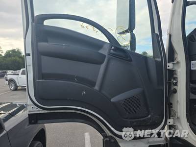 2024 Isuzu FTR Base Low Tilt - zdjęcie 9 z 30 - miniatura