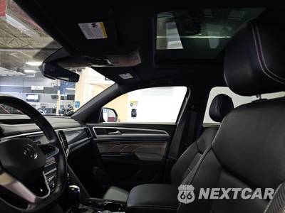 2021 Volkswagen Atlas Cross Sport 2.0T SEL - zdjęcie 17 z 25 - miniatura