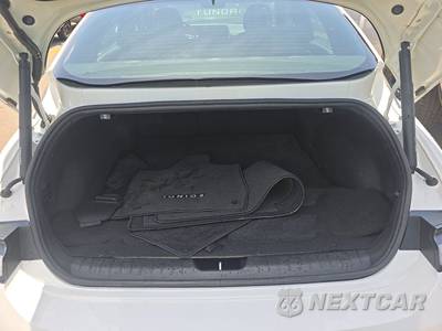 2024 Hyundai IONIQ 6 SEL - zdjęcie 16 z 27 - miniatura