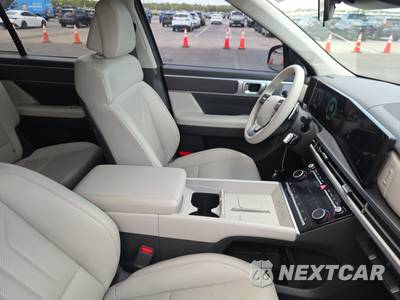 2025 Hyundai Santa Fe SEL - zdjęcie 8 z 38 - miniatura