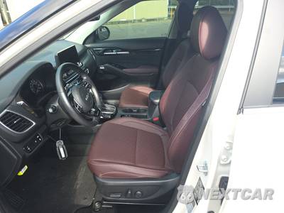 2023 Kia Seltos SX - zdjęcie 7 z 31 - miniatura