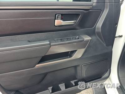 2023 Toyota Tundra SR5 Crew Cab Short Bed - zdjęcie 9 z 24 - miniatura