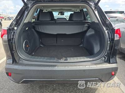 2024 Toyota Corolla Cross XLE - zdjęcie 16 z 20 - miniatura