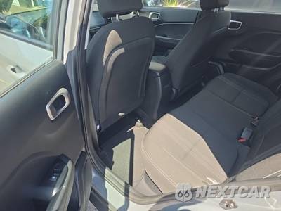 2022 Hyundai Venue SEL - zdjęcie 10 z 18 - miniatura