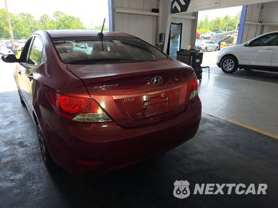 2012 Hyundai Accent GLS Sedan - zdjęcie 5 z 31 - miniatura