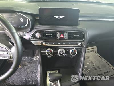 2022 Genesis G70 2.0T Standard - zdjęcie 11 z 45 - miniatura