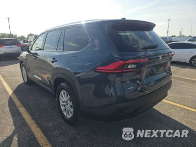 2024 Toyota Grand Highlander XLE - zdjęcie 6 z 23 - miniatura