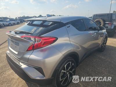 2019 Toyota C-HR XLE - zdjęcie 4 z 18 - miniatura