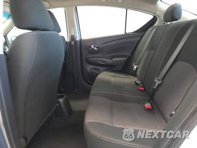 2019 Nissan Versa Sedan SV - zdjęcie 13 z 34 - miniatura
