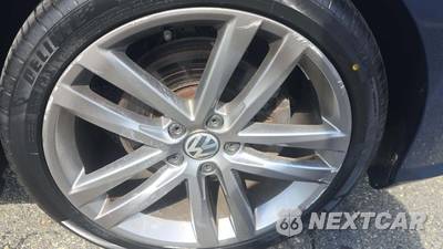 2018 Volkswagen Passat 2.0T R-Line - zdjęcie 28 z 36 - miniatura