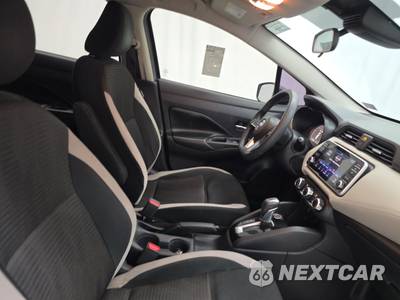 2020 Nissan Versa SV - zdjęcie 8 z 27 - miniatura