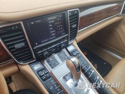 2012 Porsche Panamera 4 - zdjęcie 11 z 30 - miniatura