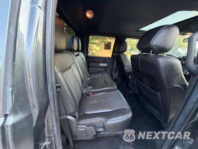 2015 Ford Super Duty F-250 Lariat Crew Cab Medium Bed - zdjęcie 14 z 25 - miniatura