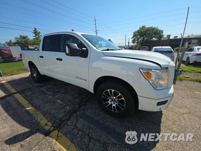 2024 Nissan TITAN SV Crew Cab Short Bed - zdjęcie 3 z 29 - miniatura