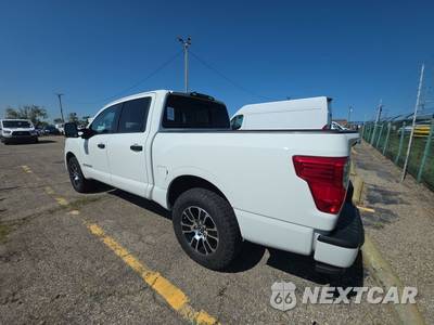 2024 Nissan TITAN SV Crew Cab Short Bed - zdjęcie 6 z 29 - miniatura