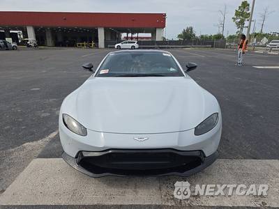 2019 Aston Martin Vantage - zdjęcie 2 z 24 - miniatura