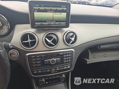 2015 Mercedes-Benz GLA 250 4MATIC - zdjęcie 11 z 34 - miniatura