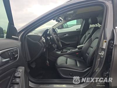2015 Mercedes-Benz GLA 250 4MATIC - zdjęcie 7 z 34 - miniatura