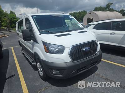 2025 Ford Transit 250 Cargo Van Low Roof 130.0" WB - zdjęcie 3 z 23 - miniatura