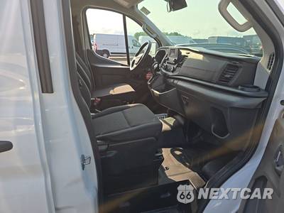 2025 Ford Transit 250 Cargo Van Low Roof 130.0" WB - zdjęcie 8 z 28 - miniatura