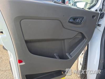 2025 Ford Transit 250 Cargo Van Low Roof 130.0" WB - zdjęcie 9 z 28 - miniatura