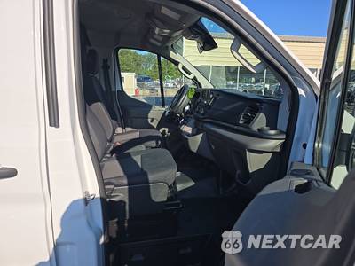 2025 Ford Transit 250 Cargo Van Low Roof 130.0" WB - zdjęcie 8 z 27 - miniatura