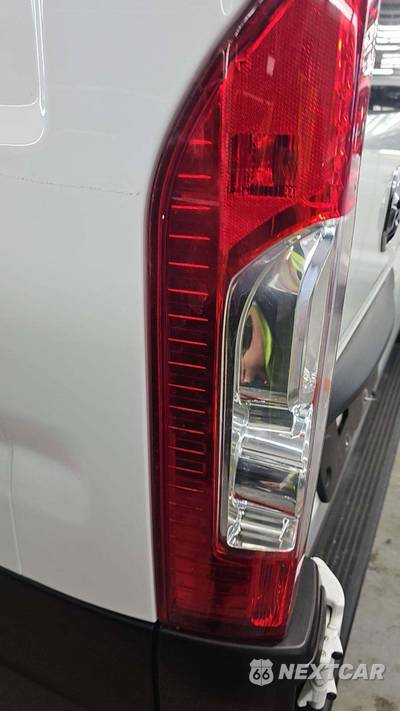 2025 Ram ProMaster 2500 Cargo Van Tradesman w/Passenger Seat Low Roof 136.0" WB - zdjęcie 33 z 36 - miniatura