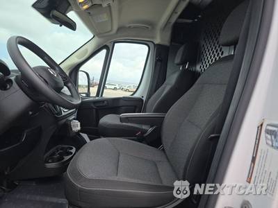 2025 Ram ProMaster 2500 Cargo Van Tradesman w/Passenger Seat Low Roof 136.0" WB - zdjęcie 7 z 22 - miniatura