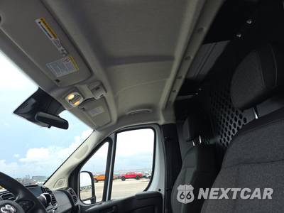 2025 Ram ProMaster 2500 Cargo Van Tradesman w/Passenger Seat Low Roof 136.0" WB - zdjęcie 17 z 22 - miniatura