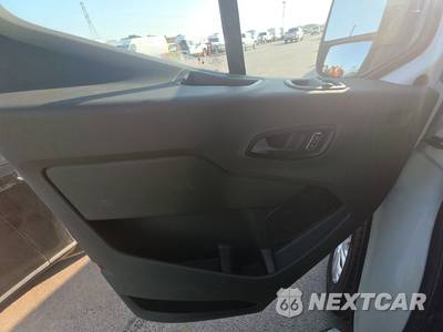 2025 Ford Transit 250 Cargo Van Low Roof 130.0" WB - zdjęcie 9 z 22 - miniatura