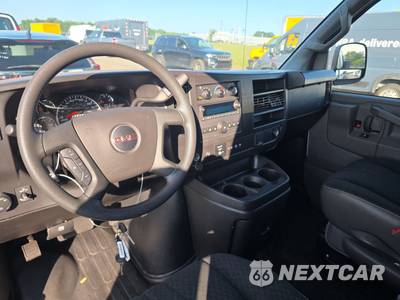 2025 GMC Savana 2500 Cargo Van 1WT 135.0" WB - zdjęcie 11 z 28 - miniatura
